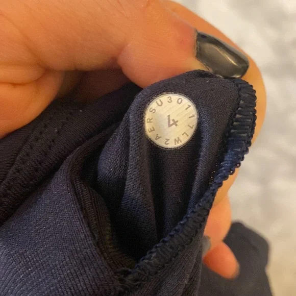 Lululemon Mind Over Miles Bra | Midnight Navy - Picture 5 of 5